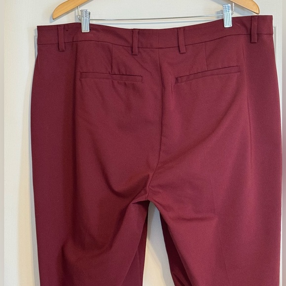 NWOT Liverpool Phillip straight leg pants - Picture 10 of 11